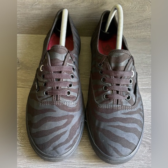 VANS Old Skool Low Top Black Zebra Print Sneakers Men’s 8.5 Women’s 10 - Picture 3 of 7